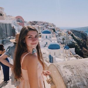 Meet your Posher, Victoria